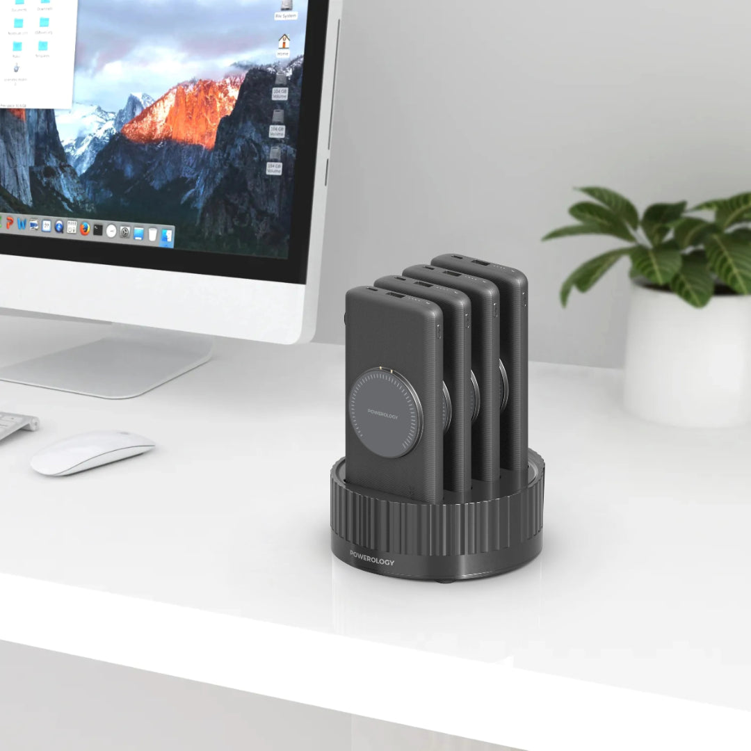 10000mAh Powerbank - Portable Charger with Built-In Lightning & USB-C Cables